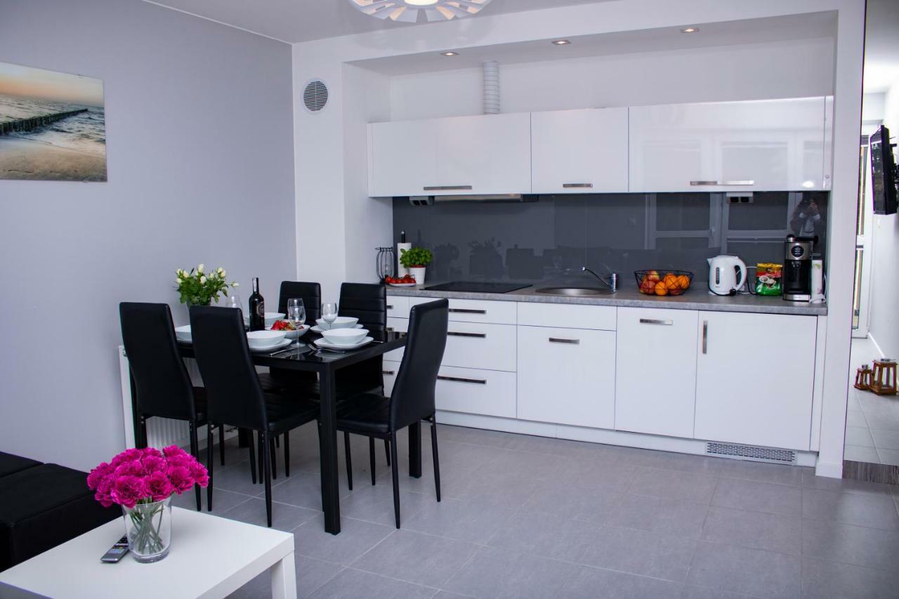 Apartament Z Ogrodkiem Trzęsacz Kültér fotó