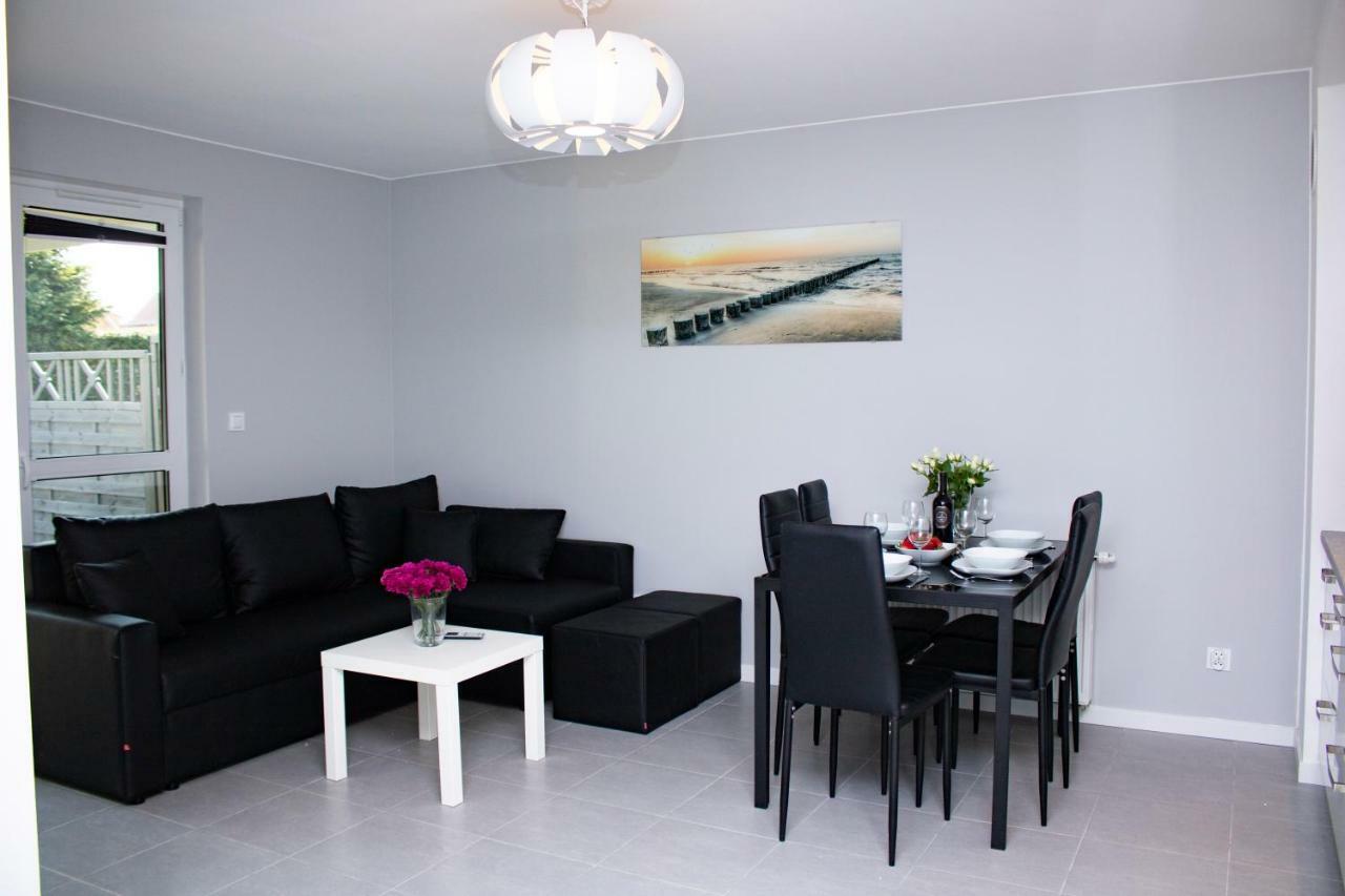 Apartament Z Ogrodkiem Trzęsacz Kültér fotó